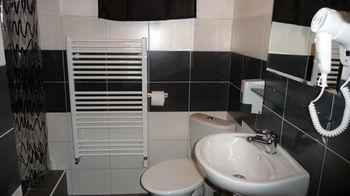 Hostal Seven