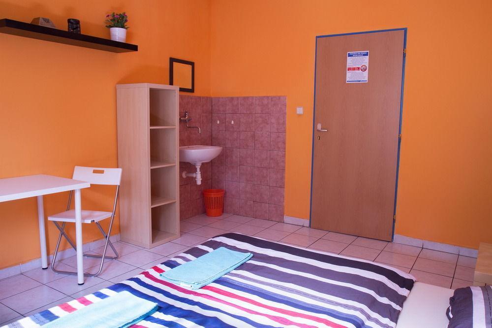 Seven Hostal