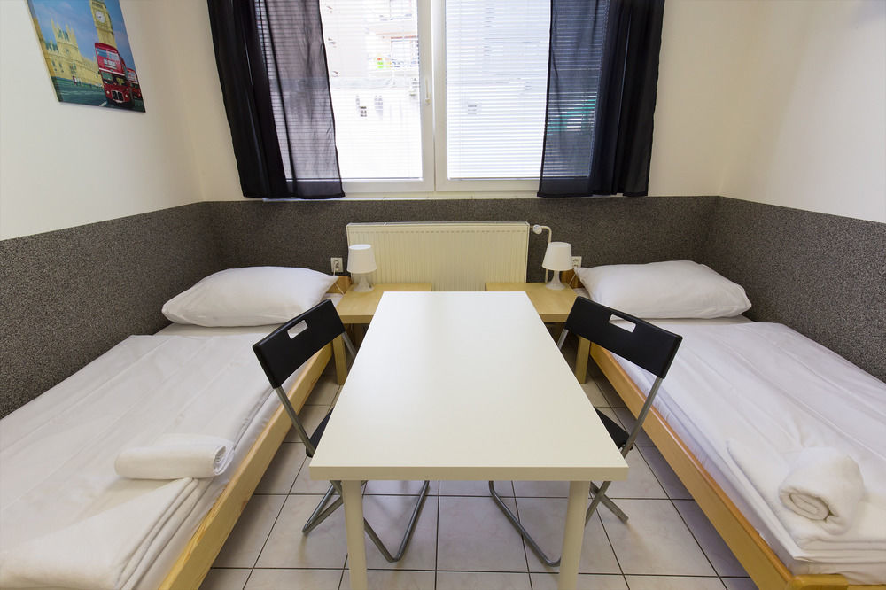 Seven Hostal Praga