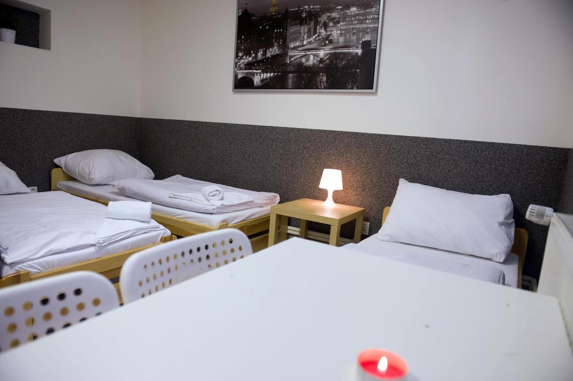 Hostal Seven